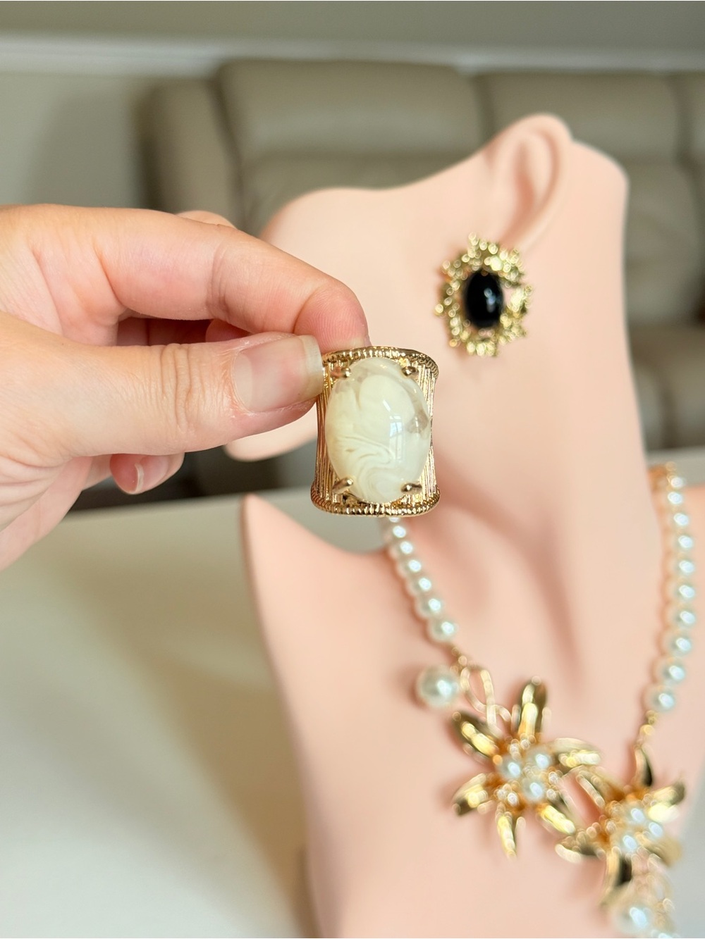 Gold-Tone Carved Cream Cameo Statement Ring - Picture 10 of 11
